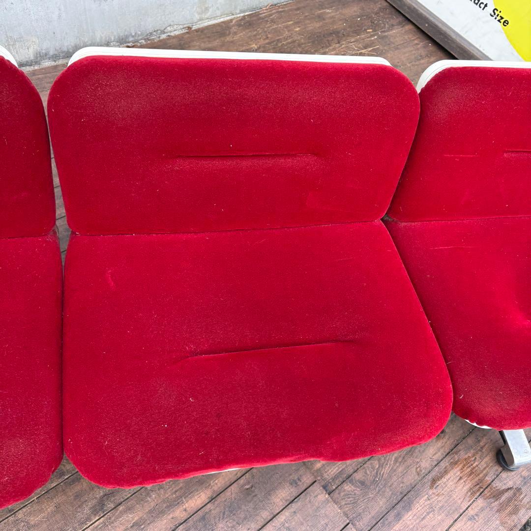昭和レトロ オカムラ 3人掛け ベンチシート 赤 ベロア 待合椅子 ロビーチェア
