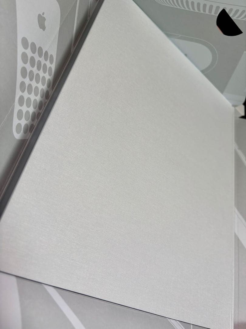 【極美品】Designed by Apple in California （小）