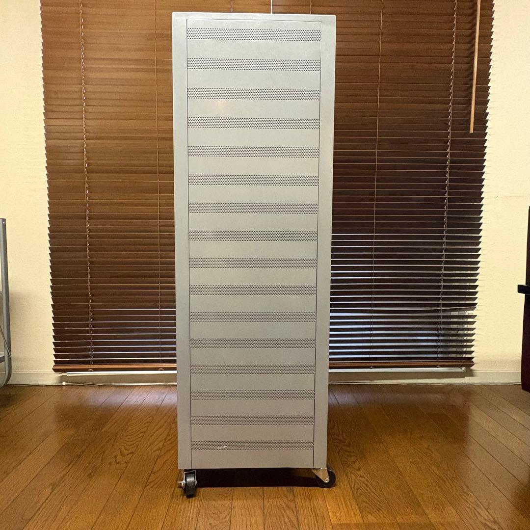 ケンジ様！スチール製キャビネット 多段式 シルバーパンチング加工　A3サイズ収納