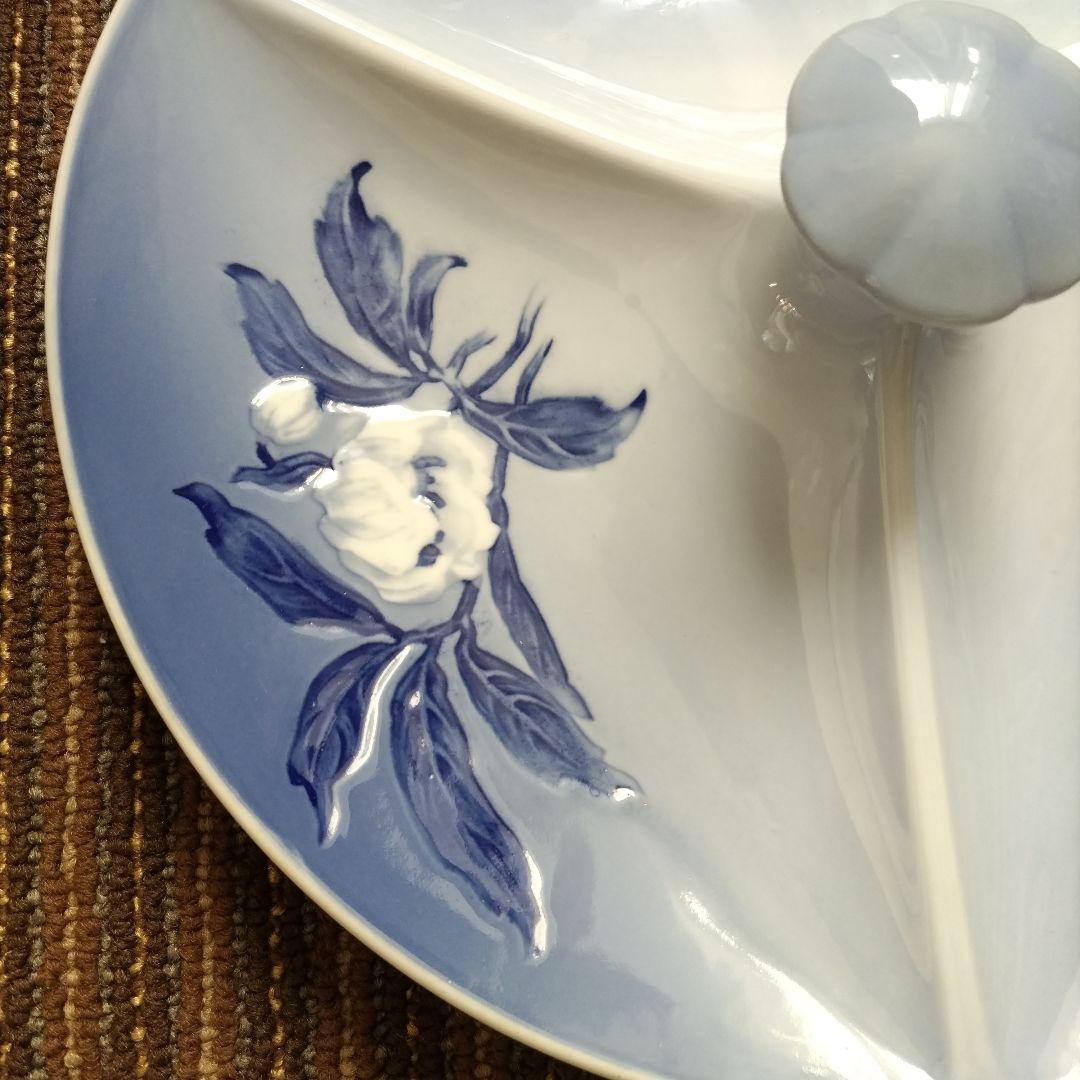 ビングオーグレンダール　クリスマスローズ　３セクションサービングトレイ