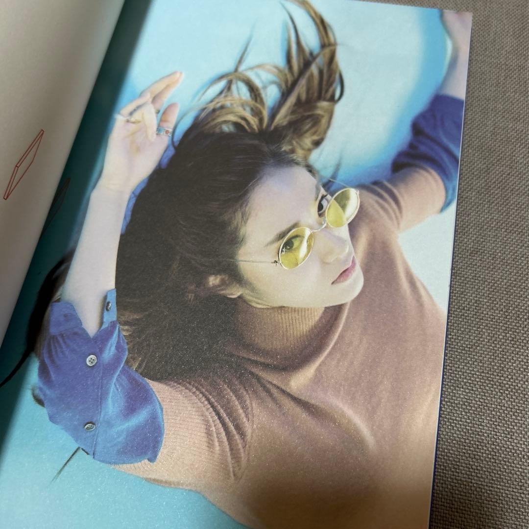 f(x) 「 4 Walls 」 ビクトリアver. トレカ クリスタル