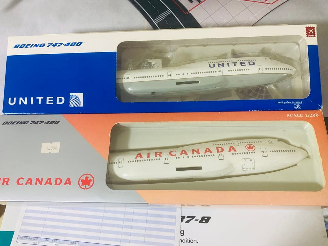 ＥＨＡ調達部‼️ホーガン製２機訳あり商品(ＪＡＬ／７４４＆ＣＯ塗装ＵＡ７４４