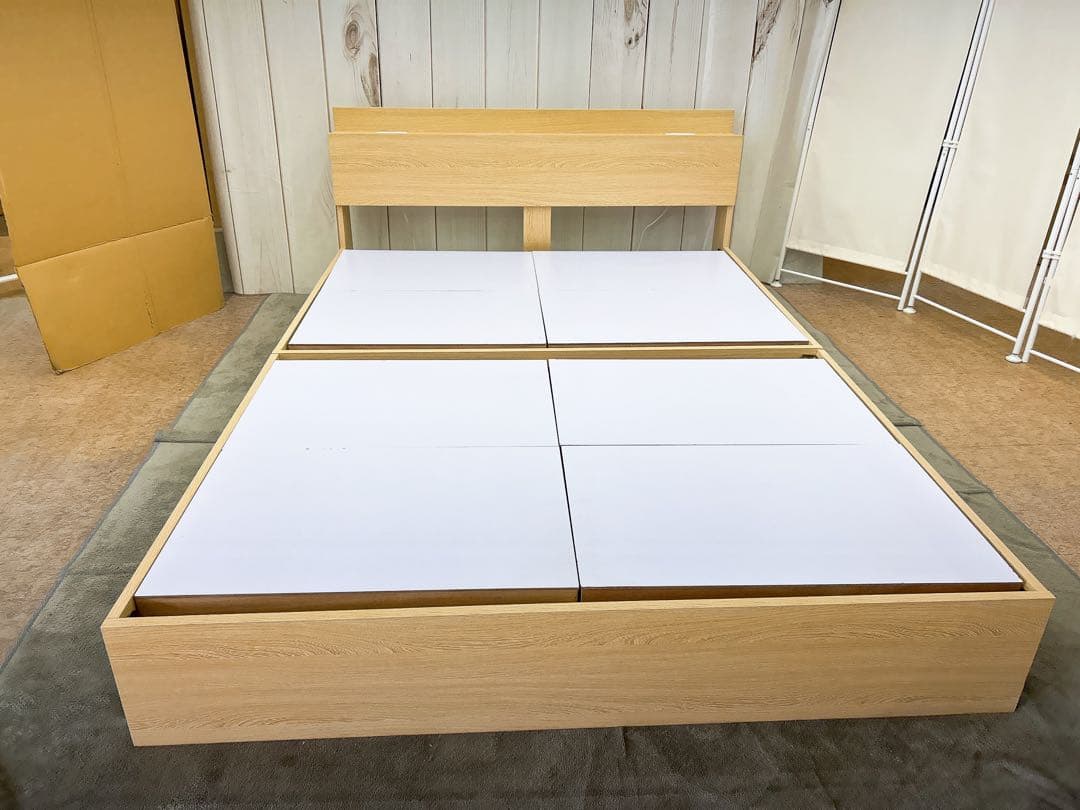 引き出し2杯付きダブルベッドフレーム