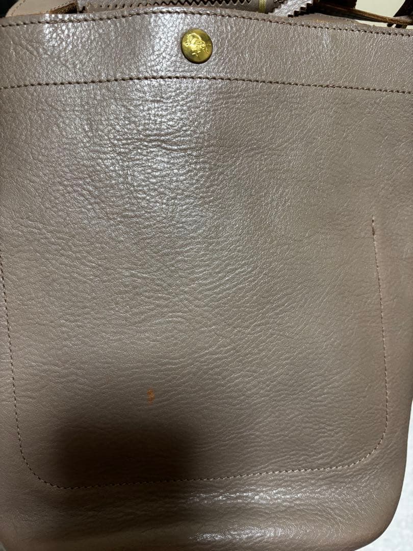 イルビゾンテ　タッセル付き　2wayバケツバッグ