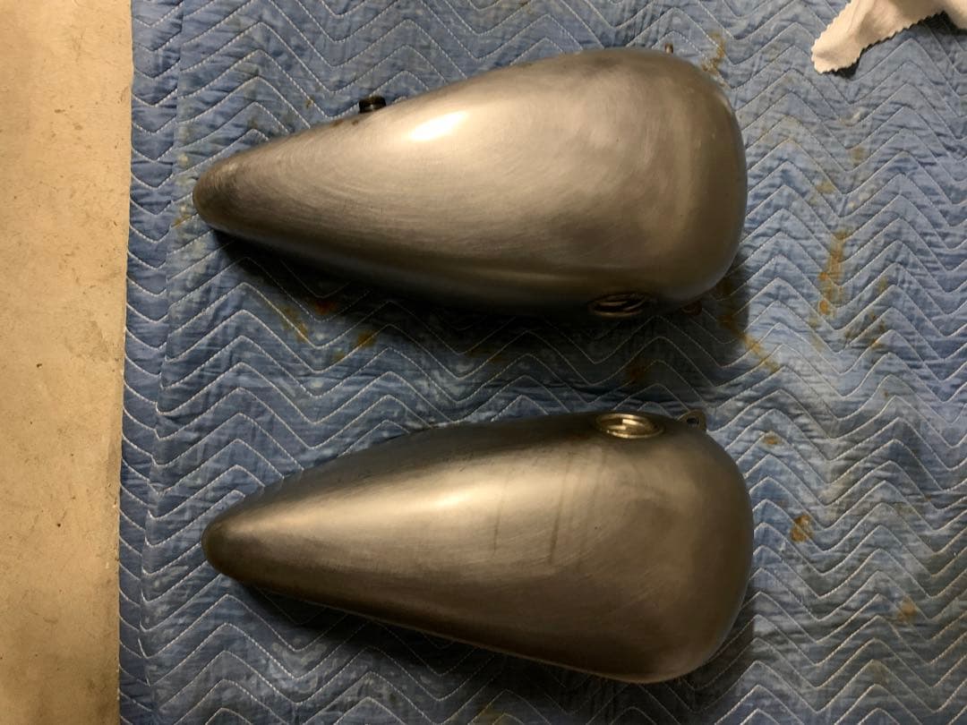 3.5ガロン ファットボブガスタンク　分割タンク