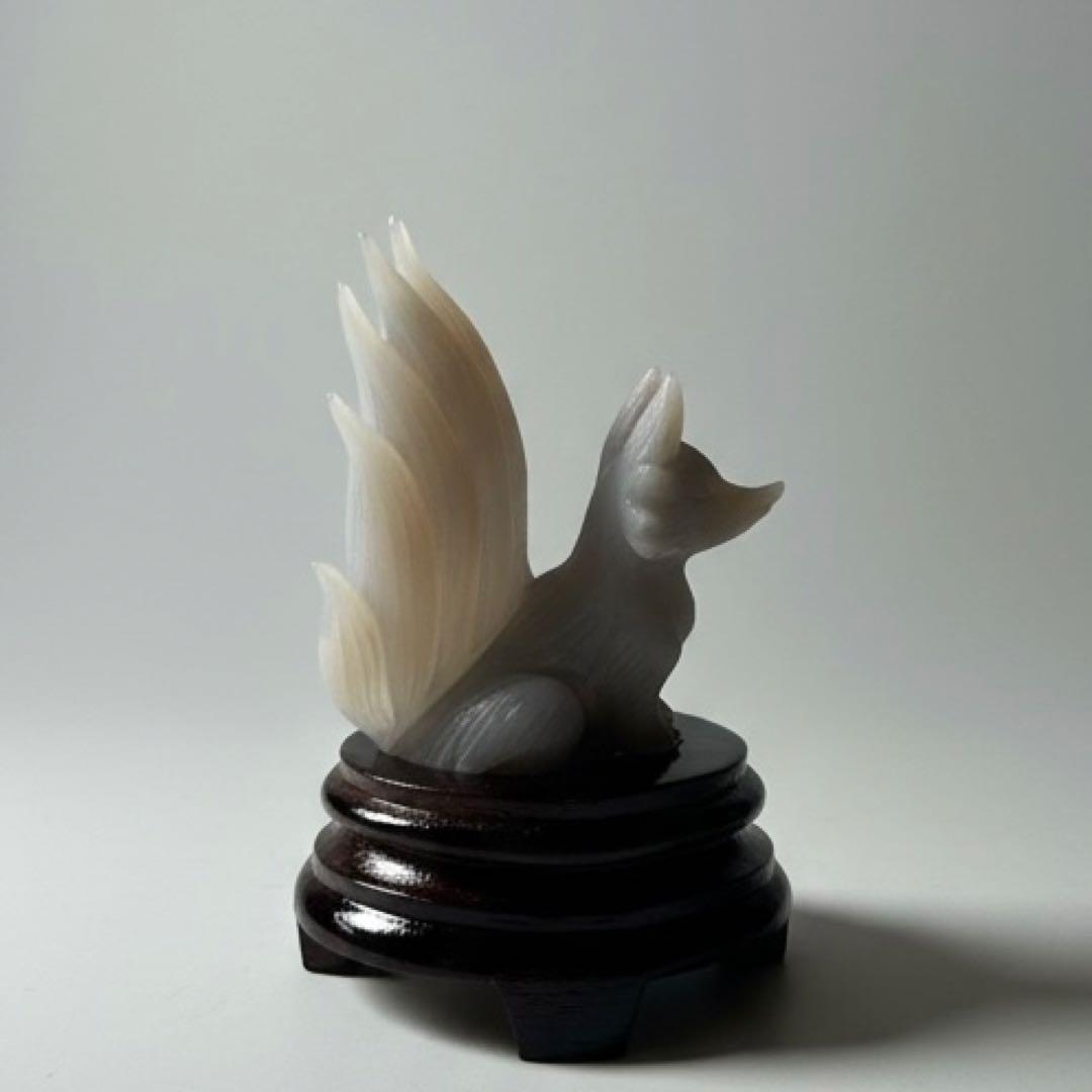 天然石　アゲート九尾の狐彫り☘︎ ݁˖.財運　パワーストーン