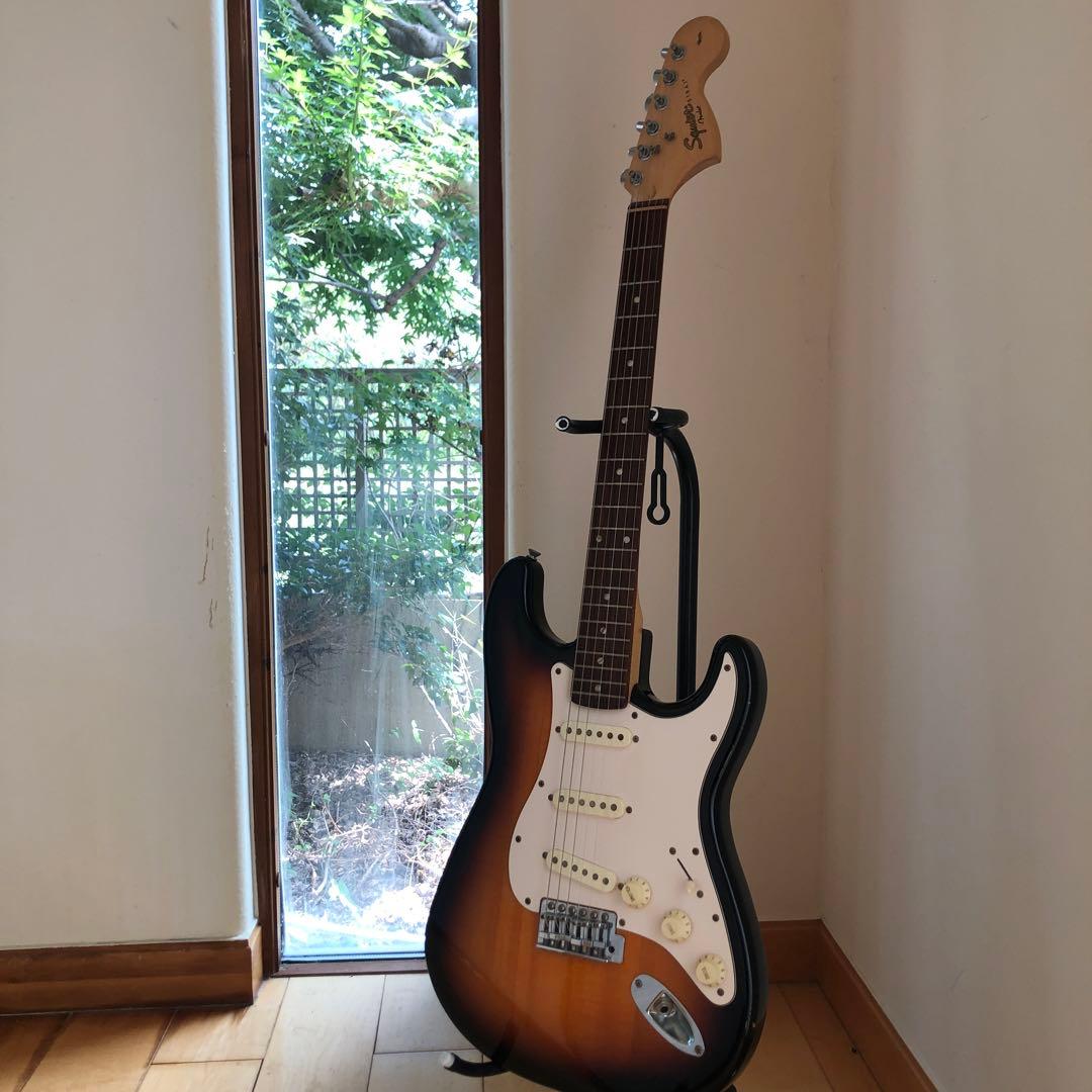 Squier　ストラトキャスター　サンバースト　スクワイアー