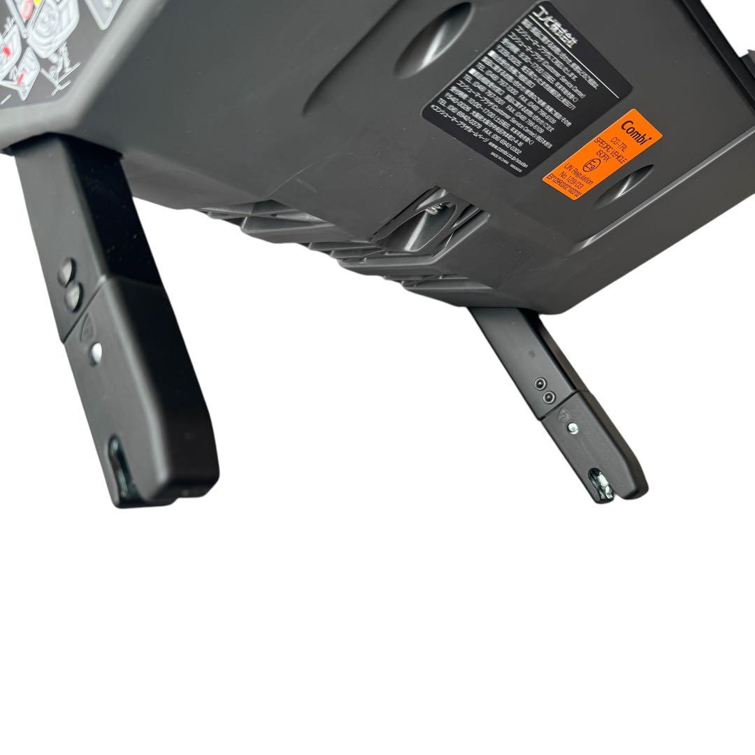 良品　コンビ THE S ISOFIX ZB-690 チャイルドシート