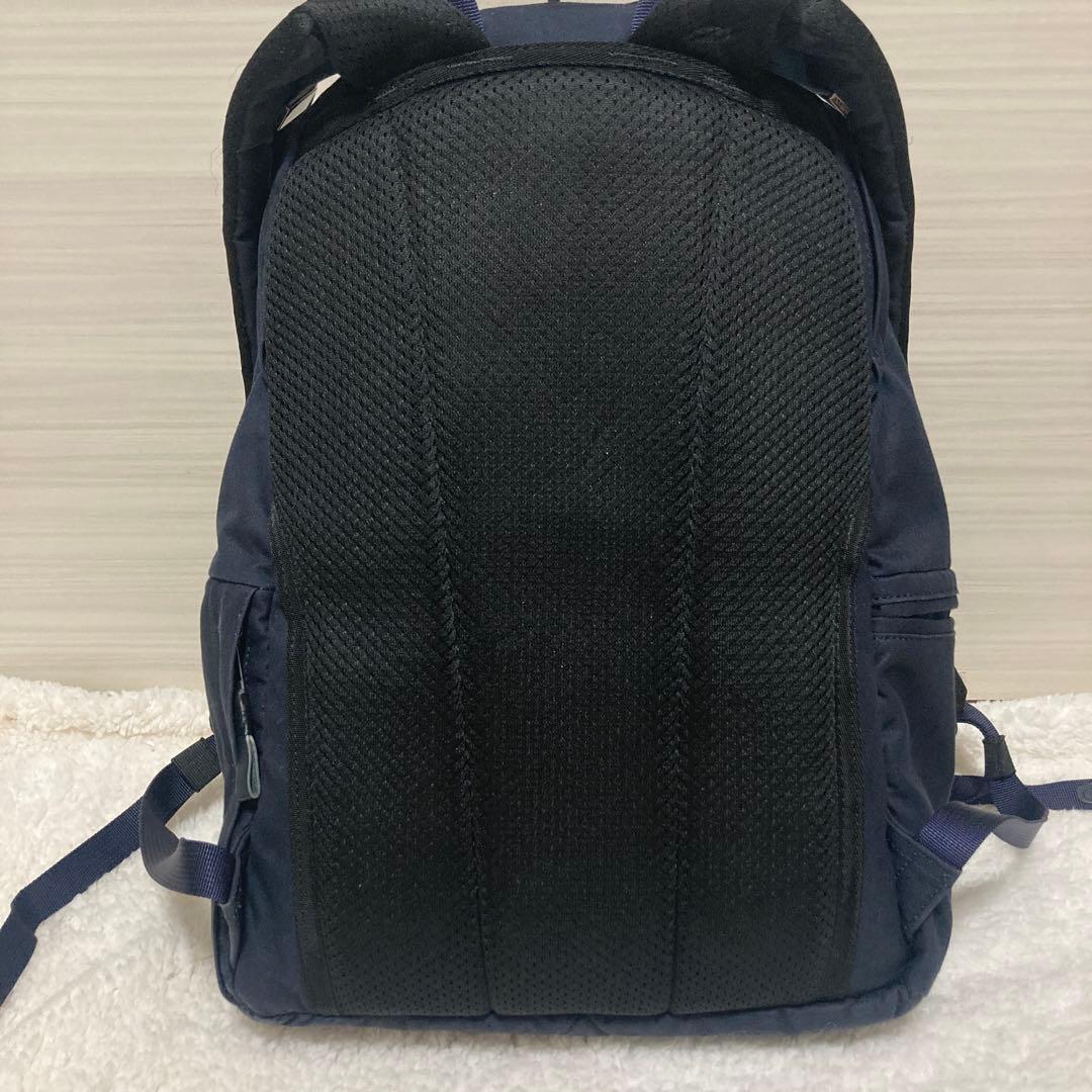 UNTRACK デイパック バックパック　ネイビー