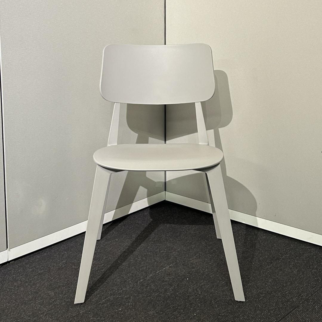 【4脚セット】TOOU Stellar Chair スタッキングチェア