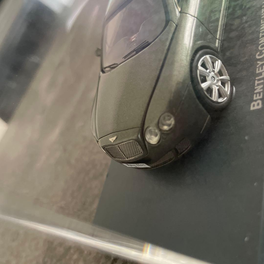 ベントレー コンチネンタル フライング スター ミニカー1/43 Bentley