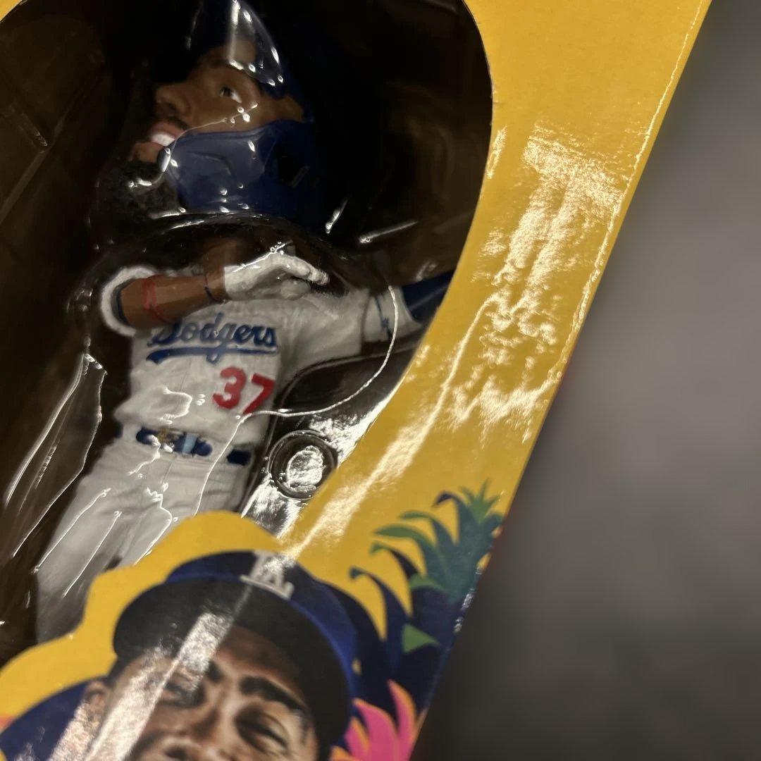 ドジャース ボブルヘッド #37 テオスカー・ヘルナンデス