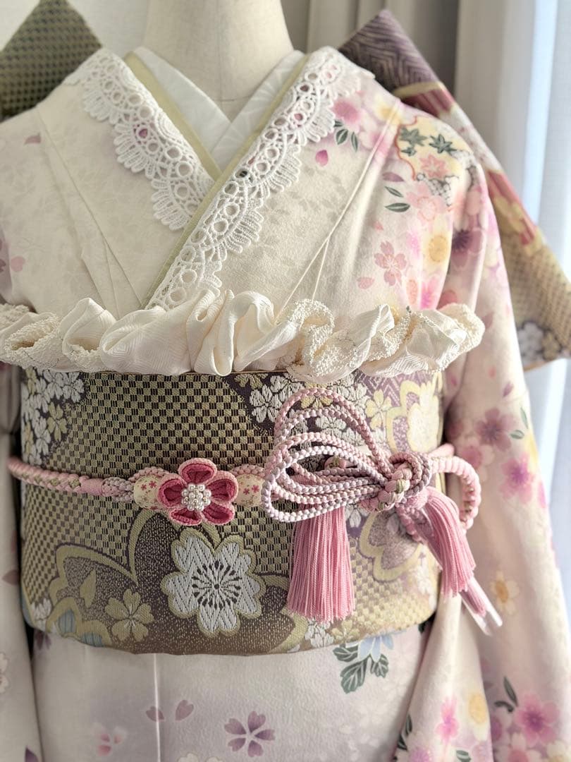 白地　ピンク柄　振袖フルセット