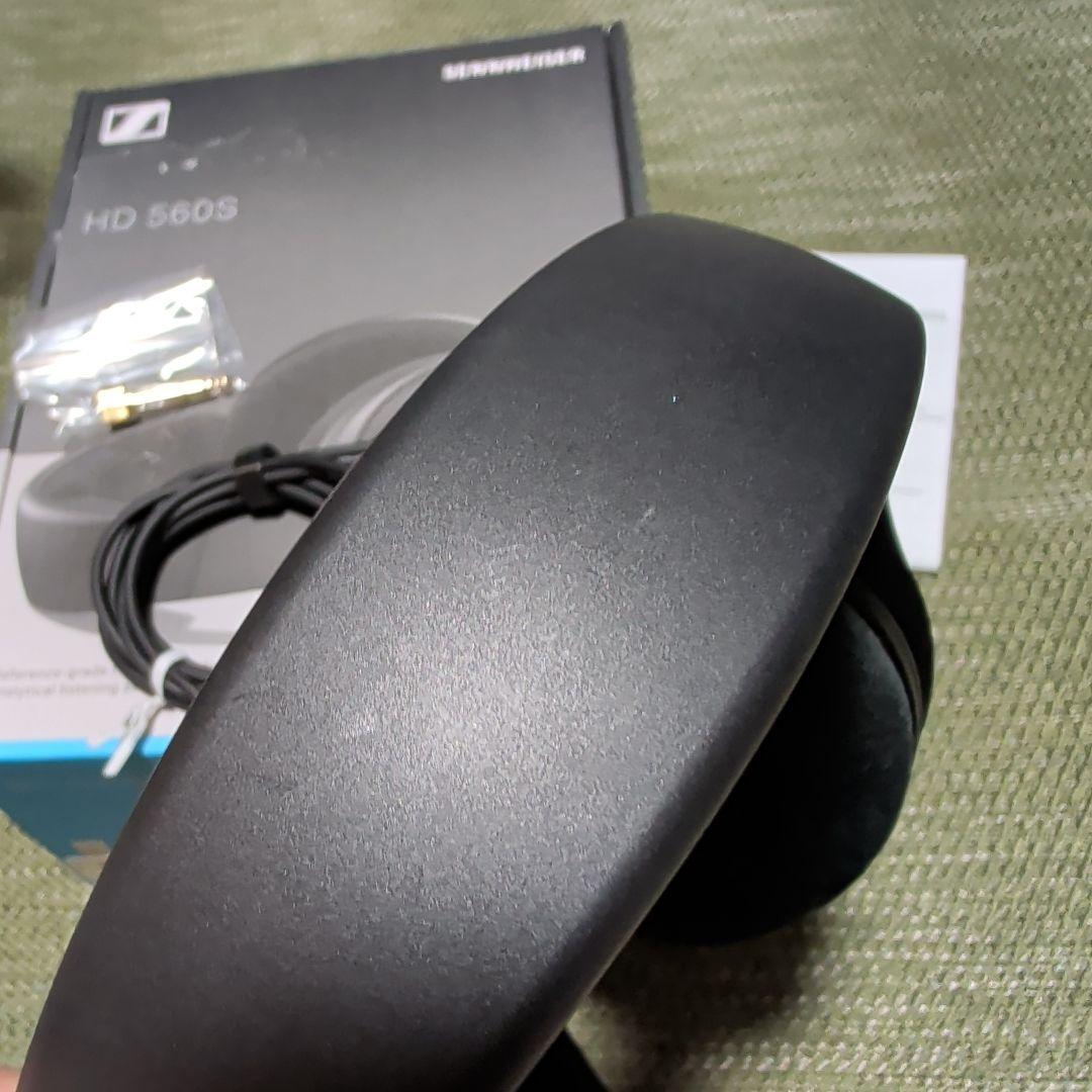 ヘッドホン Sennheiser HD 560S