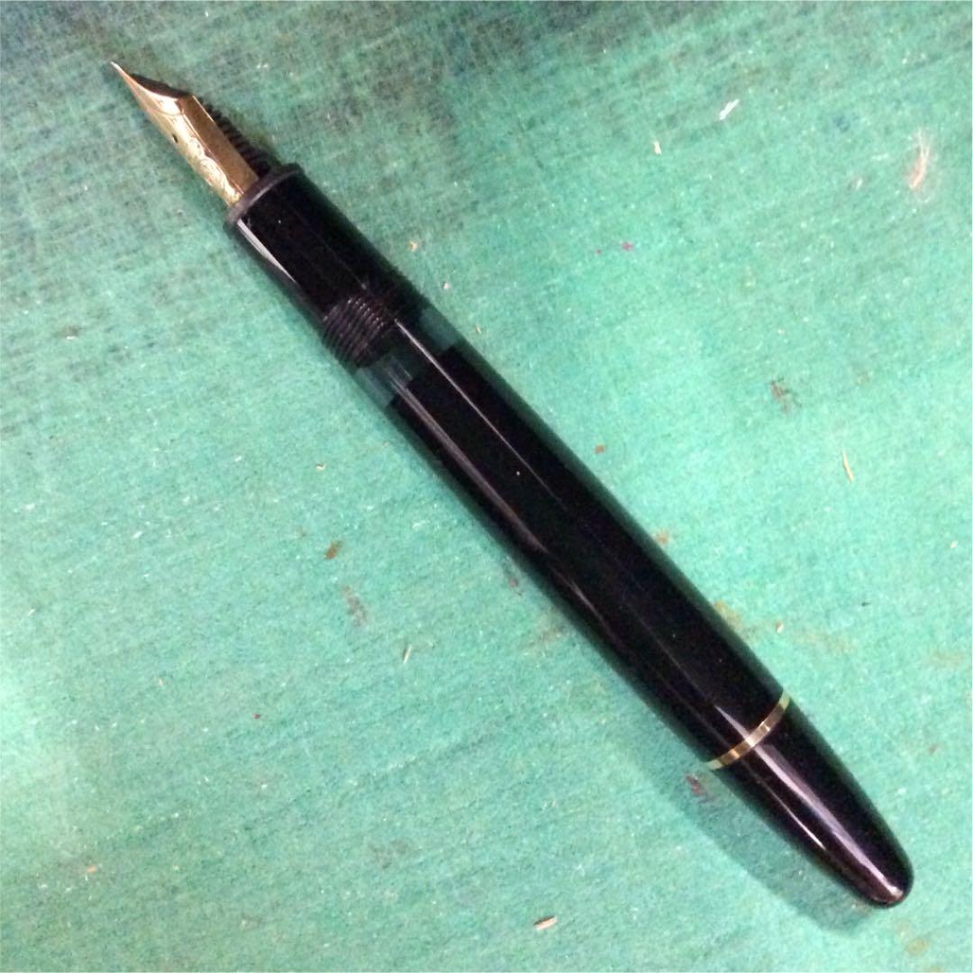 モンブラン万年筆ル・グラン マイスターシュティック146