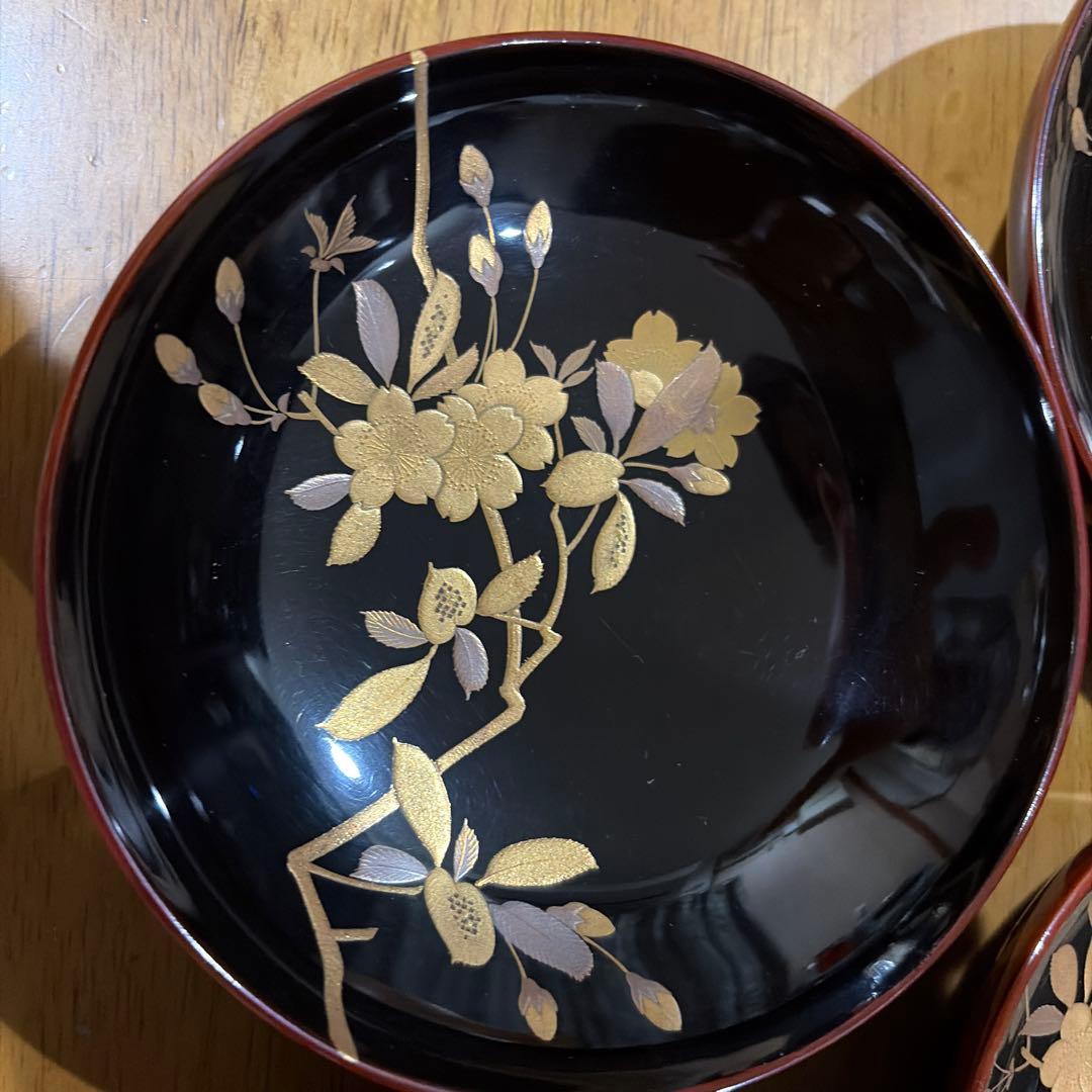 輪島塗り椀　金蒔絵
