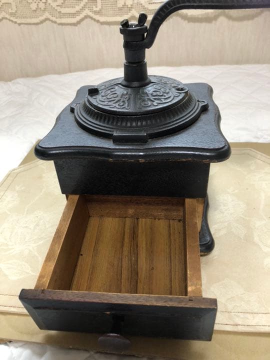 コーヒー豆挽き  アンティーク値下げ