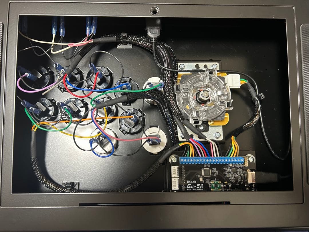 M-GAMING A01 ネモアケコン