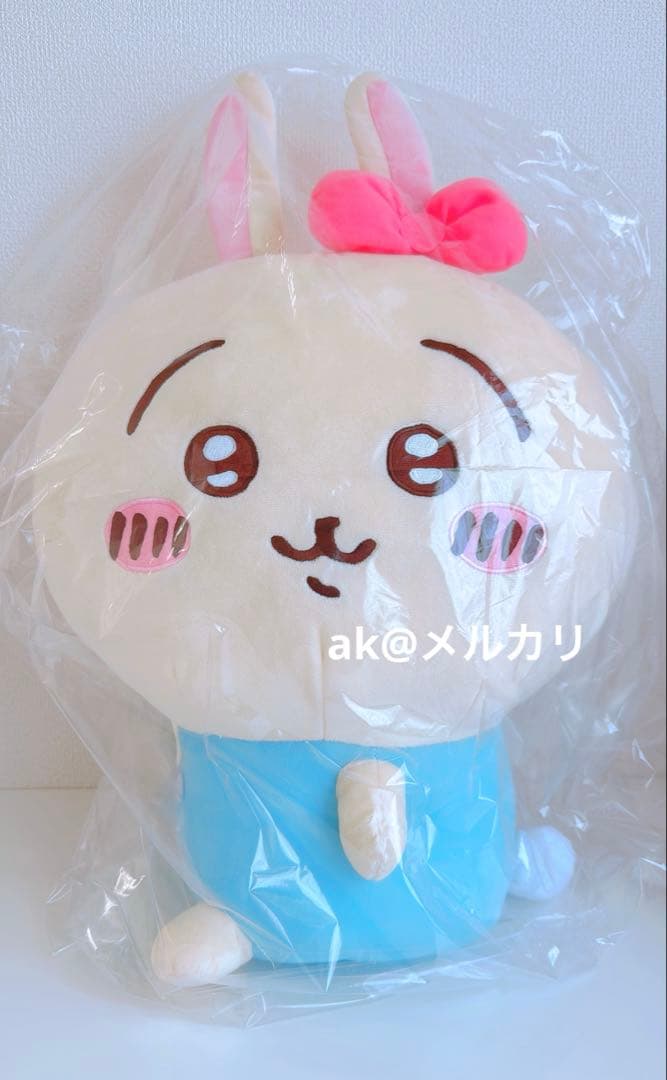 【新品タグ付き】ちいかわ　うさぎ　サンリオキャラクターズ　大人気　ぬいぐるみ