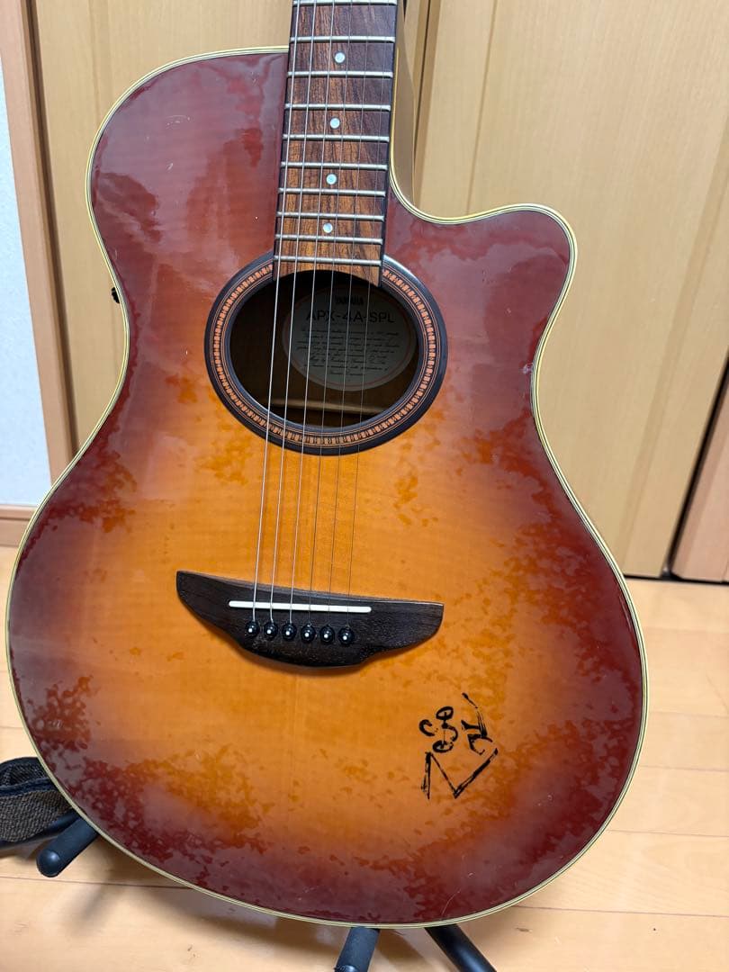 Yamaha APX-4A-SPLエレクトリックアコースティックギター ケース付