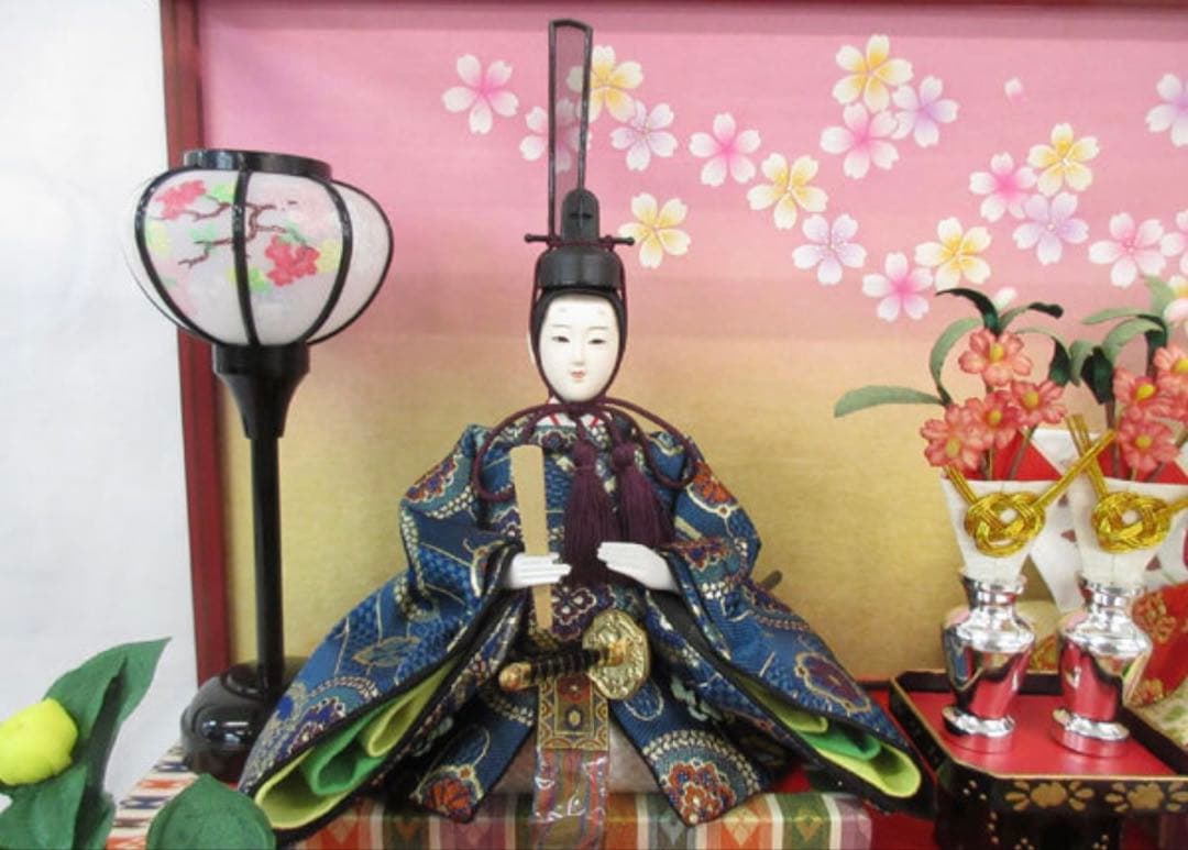 新品・雛人形 親王飾り 芥子二人 ライト付き ガラスケース入り 55800円相当