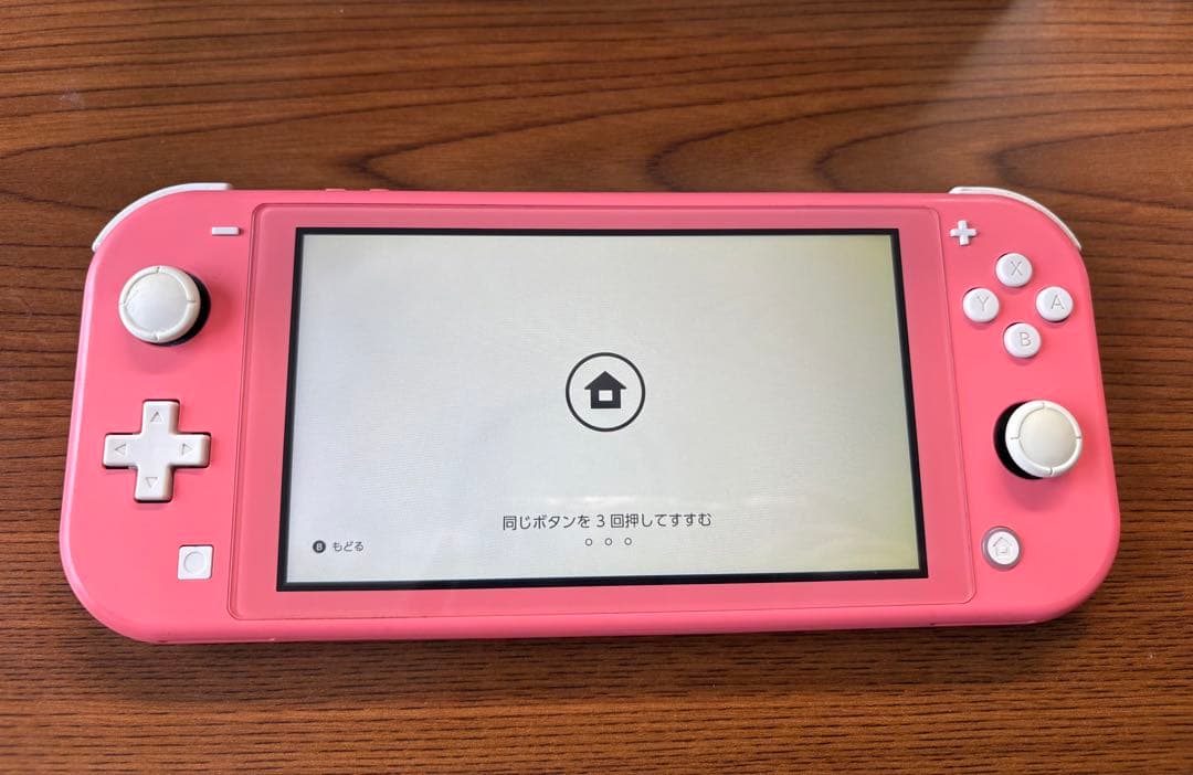 Switchライト コーラル ピンク 【難あり】 本体のみ