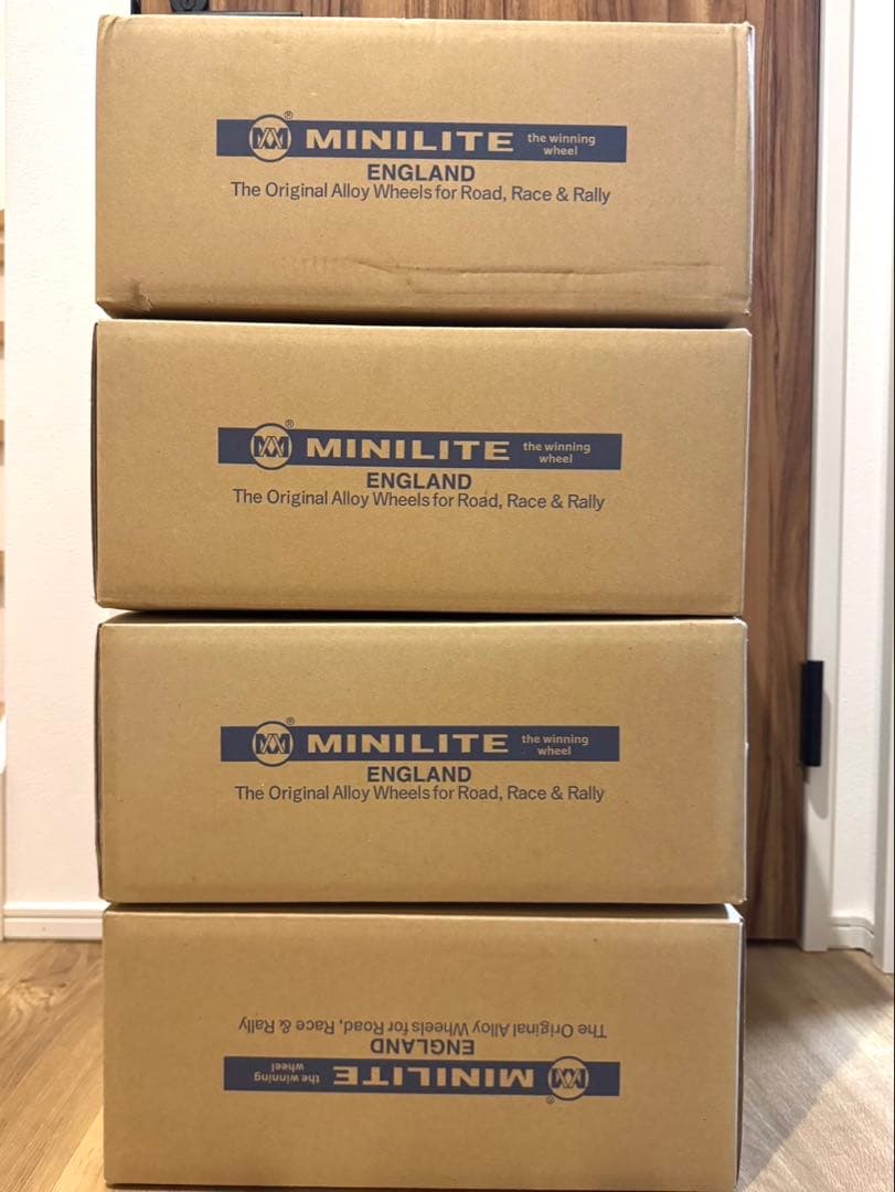 ミニライトホイール新品4本セット ナット付き14インチ