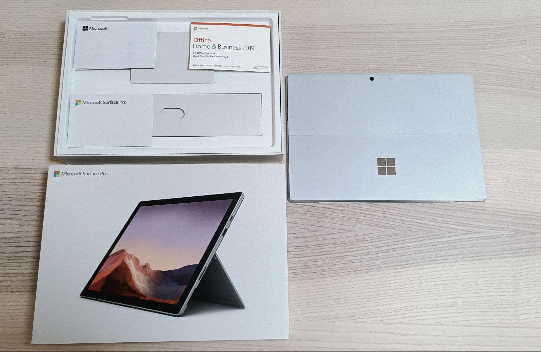 美品 Microsoft Surface Pro 7 8GB/128GB
