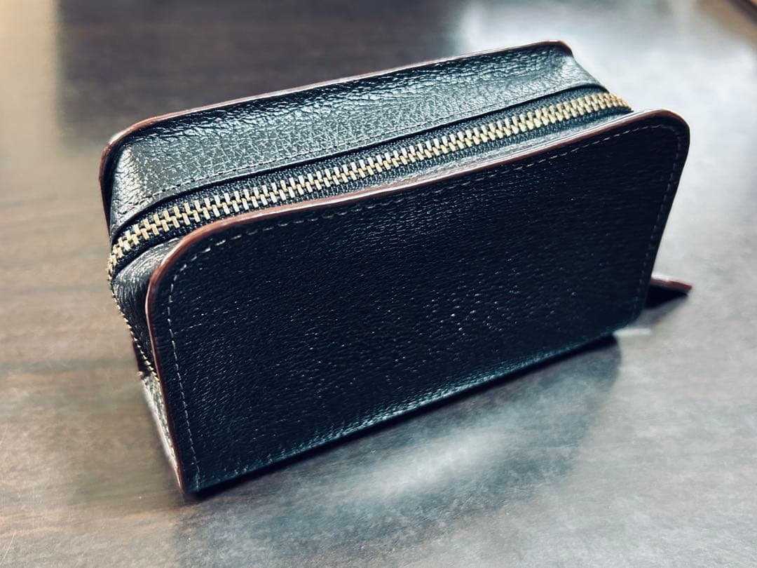 ヴィヴィアンウエストウッドポーチ