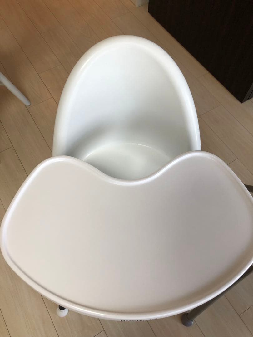 ベビービョルン　ホワイトハイチェア 2台セット