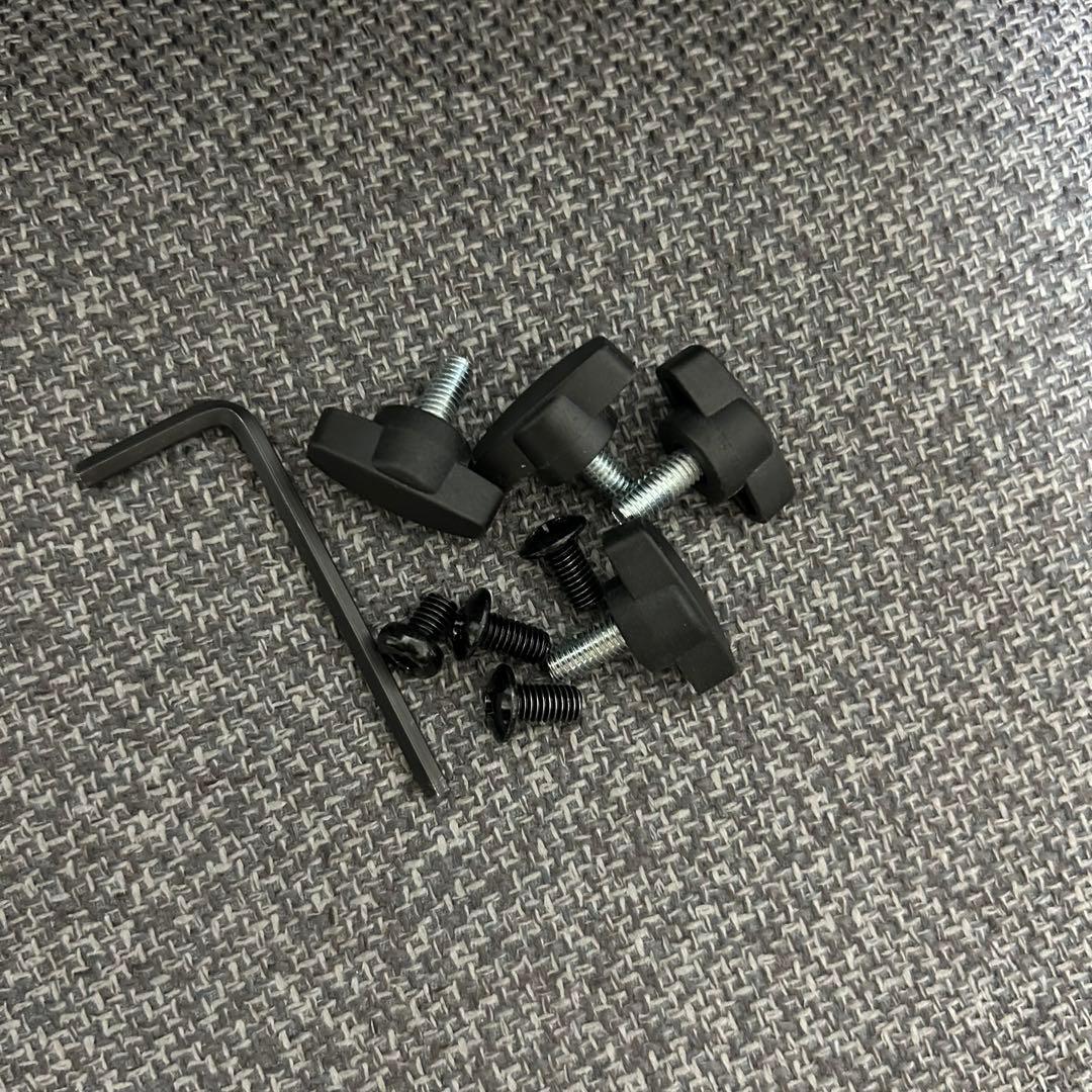 eono イオーノ　スピーカースタンド 4本セット