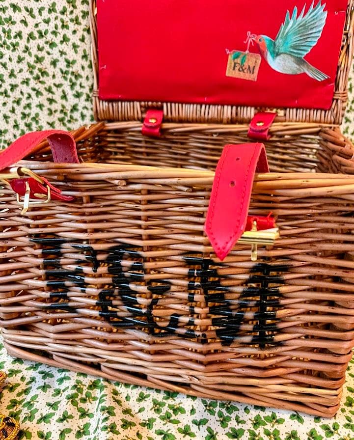 【可愛すぎ…超レア】新作「サンタさんからの手紙ハンパー・バスケット」フォートナム