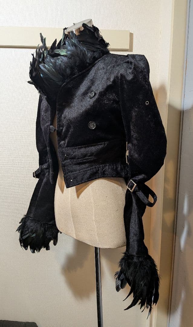 ★alice auaa アリスアウアア★鴉羽根ハラコジャケット★激レア