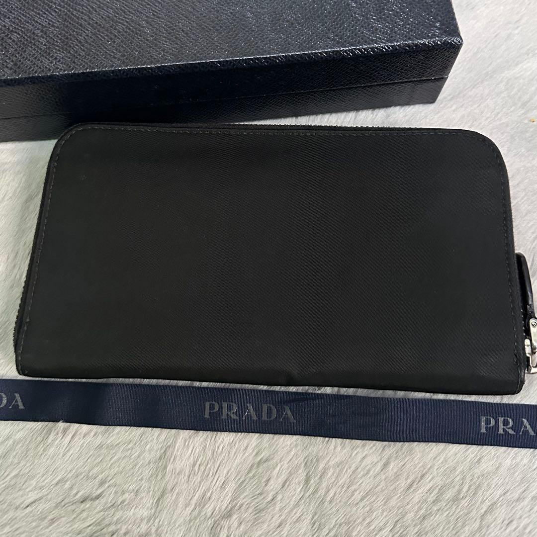 PRADA プラダ　長財布　ナイロン　三角ロゴ　ラウンドファスナー　ブラック