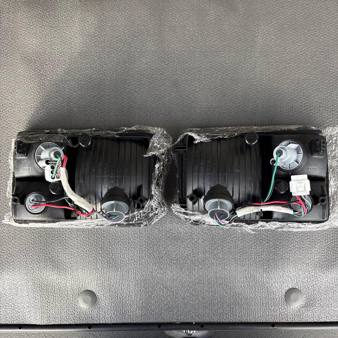 D17-17系エブリィ純正テールランプ左右