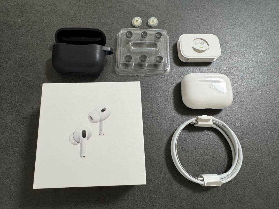 【美品】AirPods Pro 2世代 MagSafe充電ケース 豪華おまけ