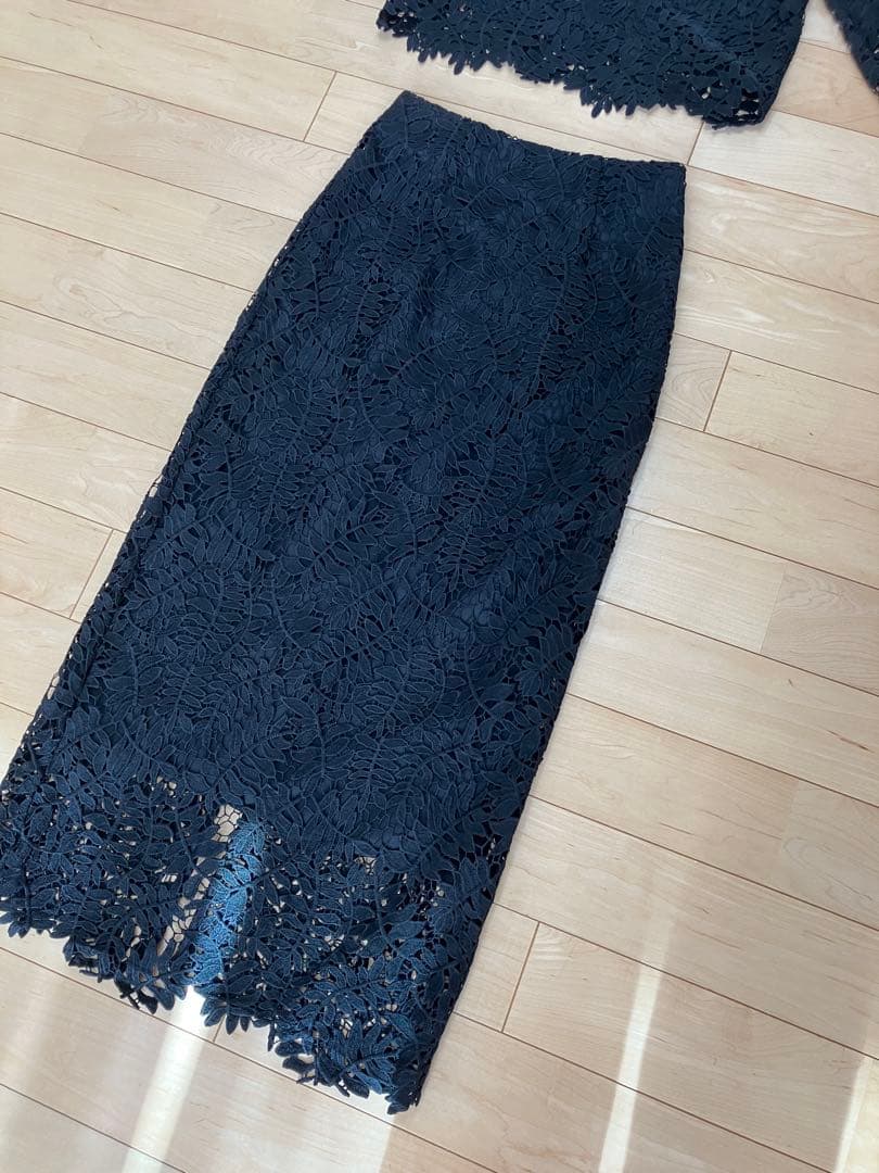 【LEJA】 リーフレースカラースリットスリーブ｜ラインセット アップワンピース