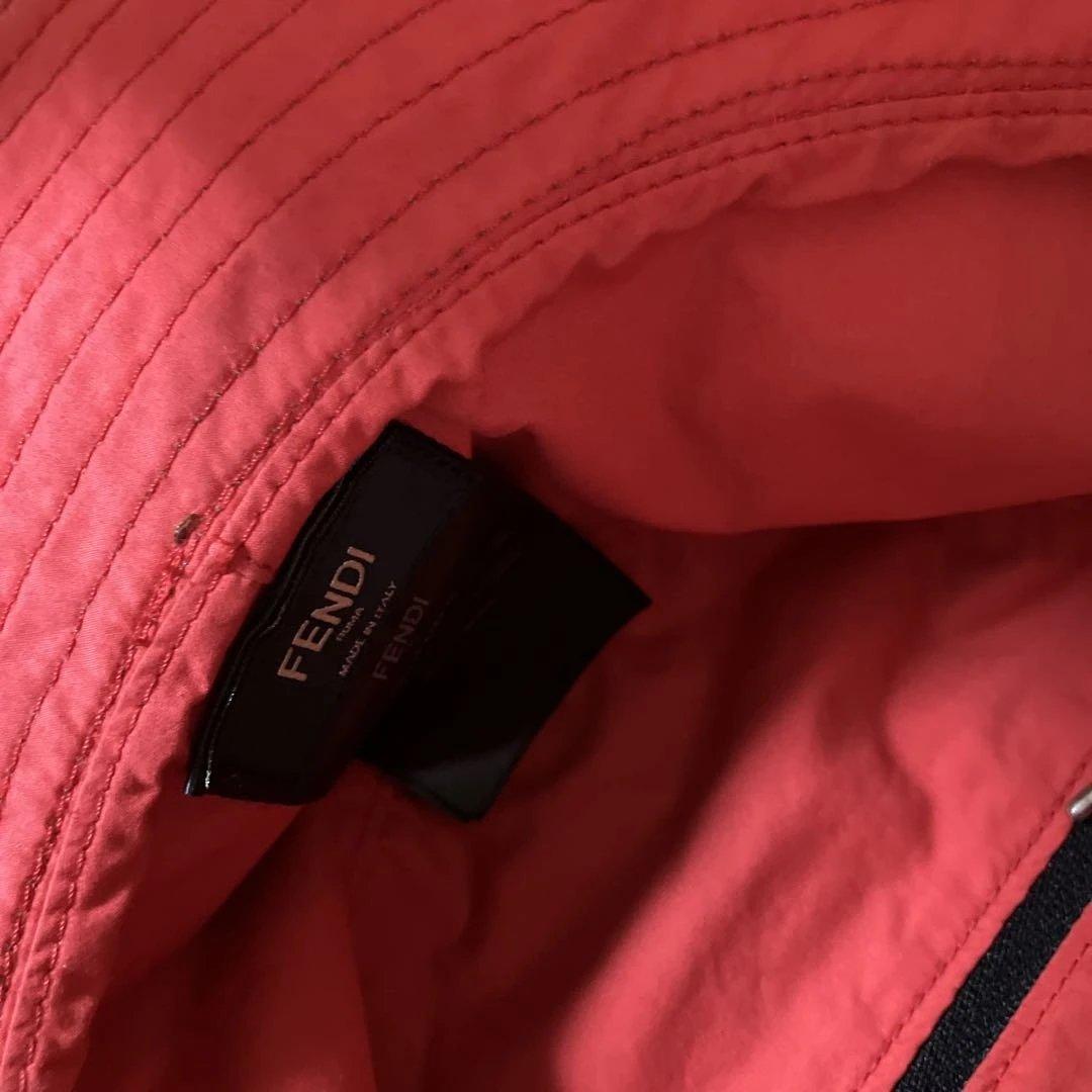 FENDI ストライプ バケットハット