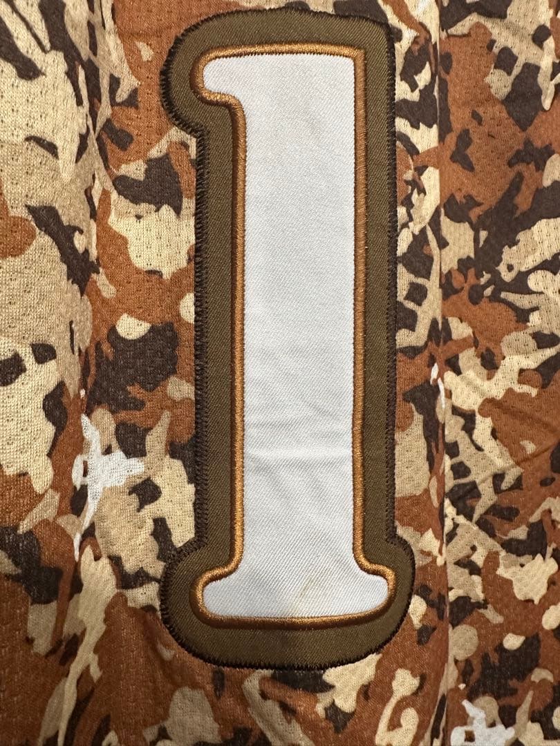 AND1 MIXTAPEソルジャーアーミー迷彩ユニフォームアンドワンホットソース