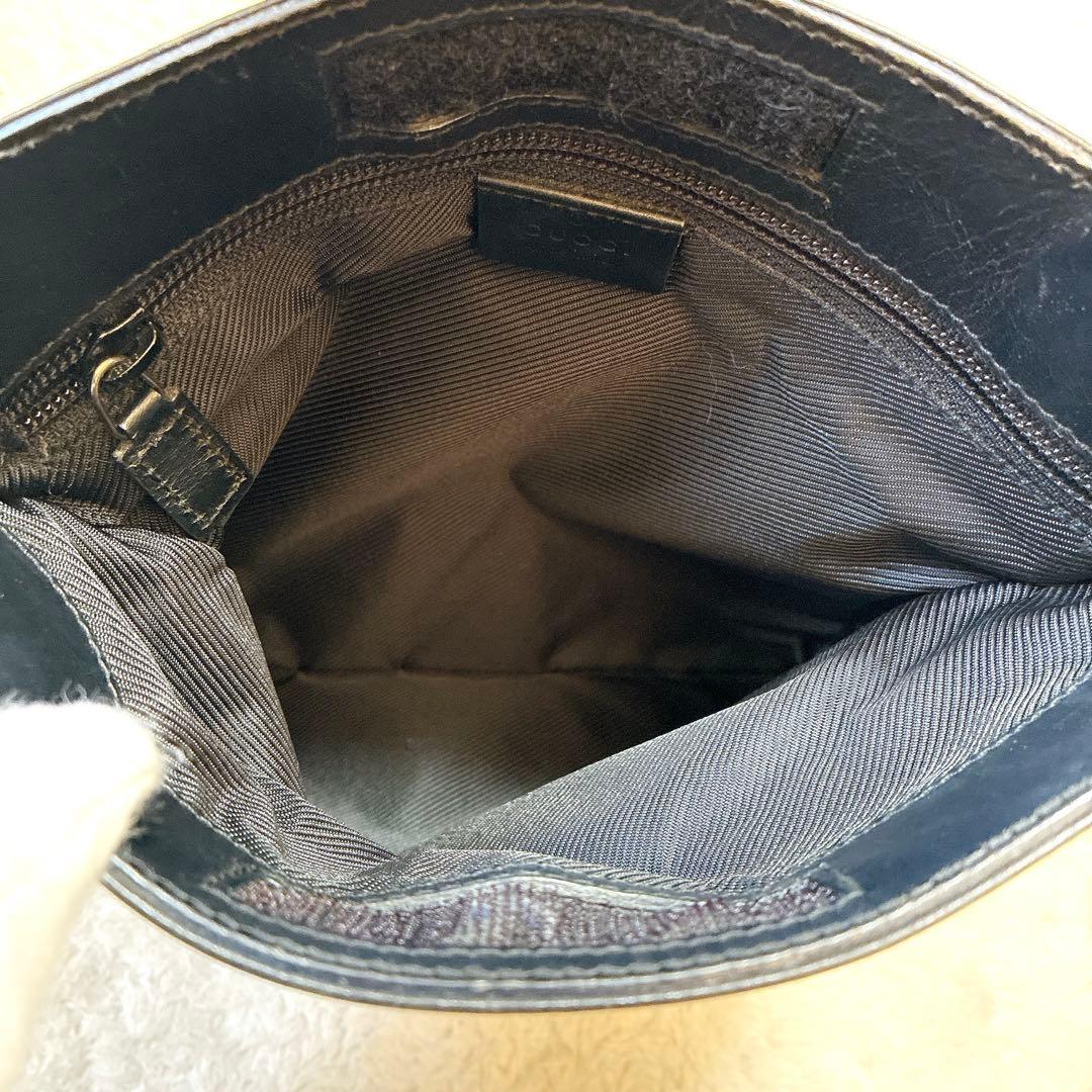 グッチ　サコッシュ　ショルダーバッグ　ナイロン　レザー　黒