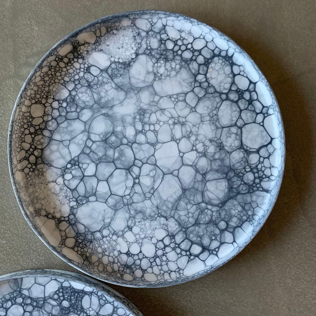 【美品】やま平窯　平皿　22cm 大皿　エッグシェル　有田焼