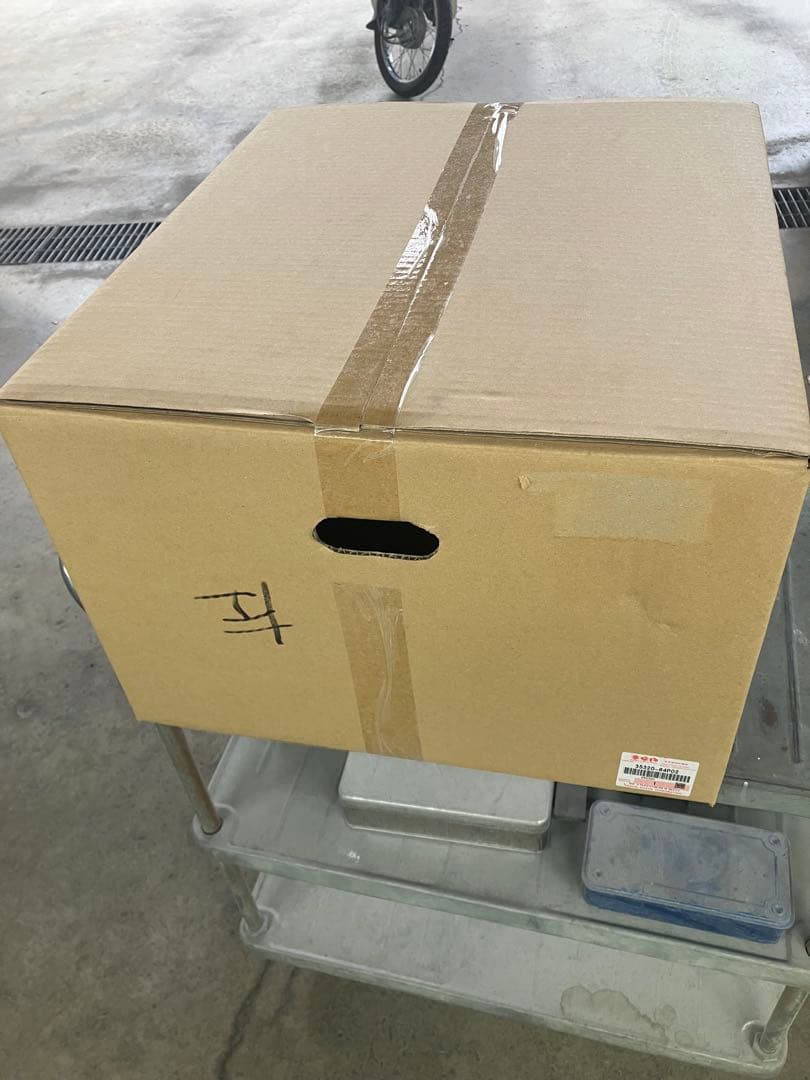 スズキ　エブリィ　左ヘッドライトユニット　DA17V DR17V 未使用保管