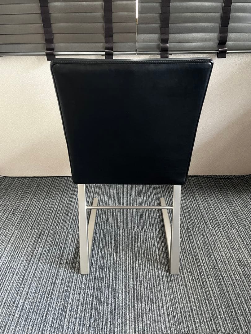 BoConcept Mariposa Deluxe ダイニングチェア ①