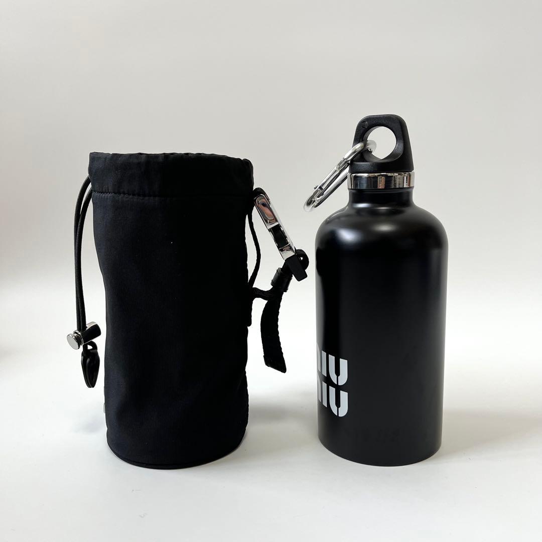 MIUMIU　ミュウミュウ　水筒　水筒カバー　ナイロン　黒　ブラック　ノベルティ