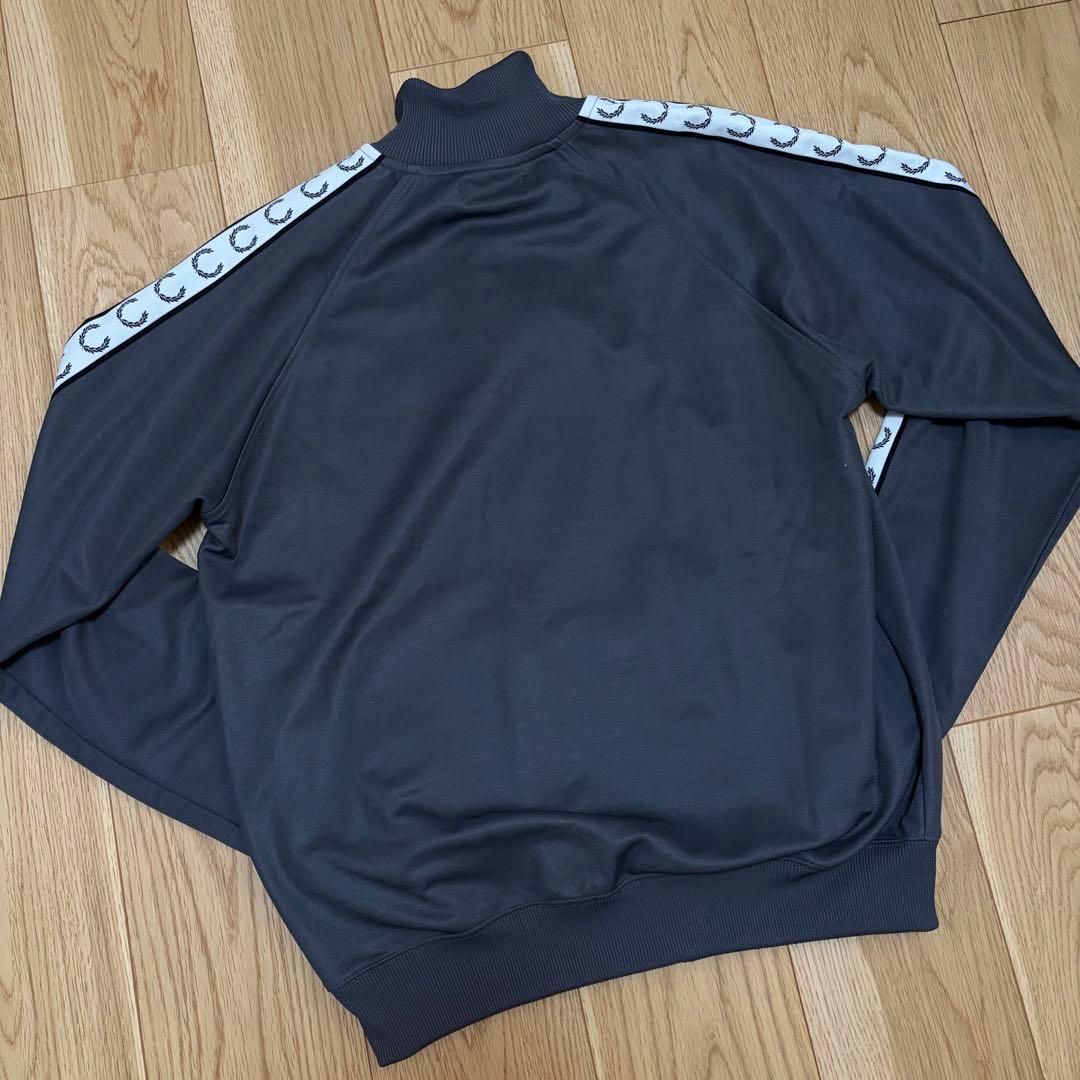 FRED PERRY フレッドペリー トラックジャケット グレー L 美品