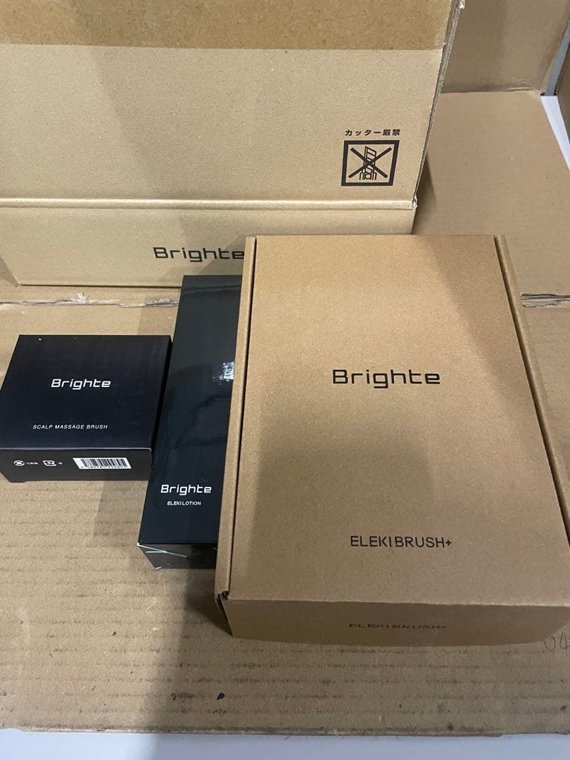 Brighte ELEKI BRUSH+エレキブラシ 専用化粧水 スカルプブラシ