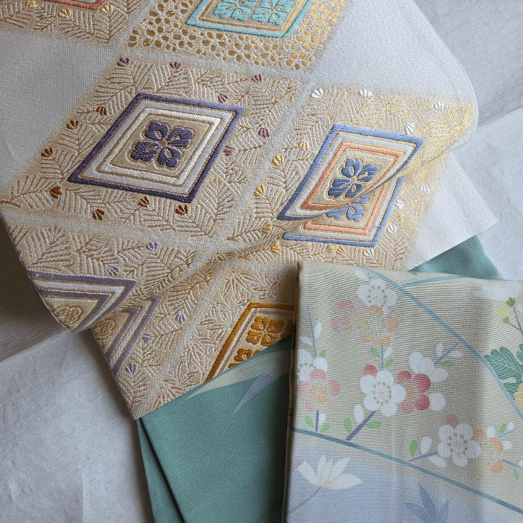 作家物　はんなりとした品の良さ　水浅葱色の染め訪問着