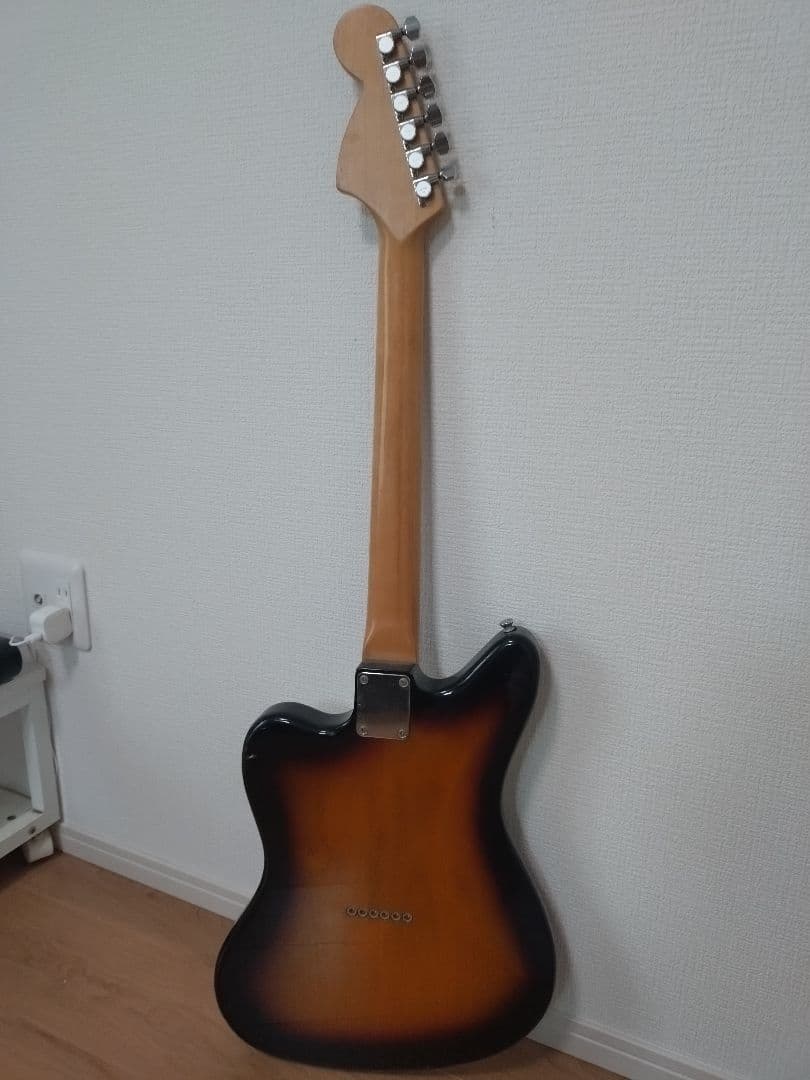 ジャガータイプ ギター