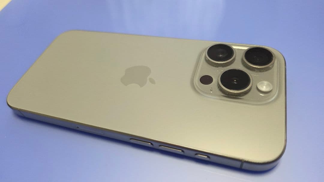 Apple iPhone15Pro 128GB ナチュラルチタニウムSIMフリー