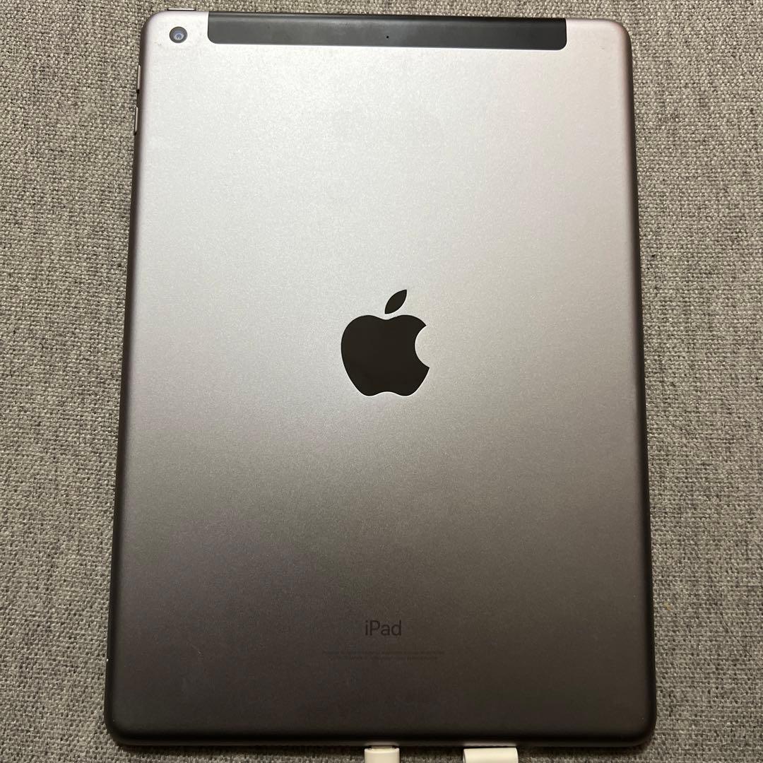 Apple iPad 第6世代 32G スペースグレー 本体
